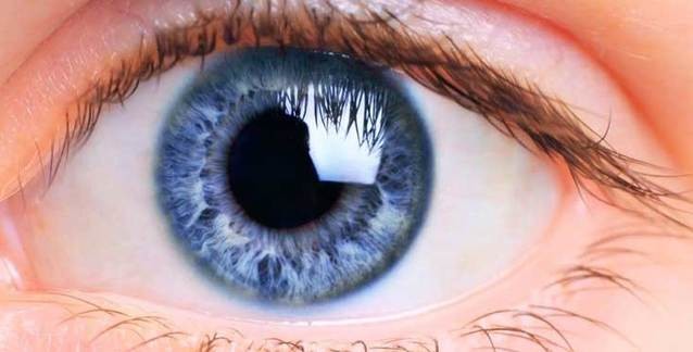 Bazı çok mavi gözler mor gibi görünebilir.